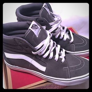 Vans Sk8 Hi Size 10 women’s/8.5 men’s